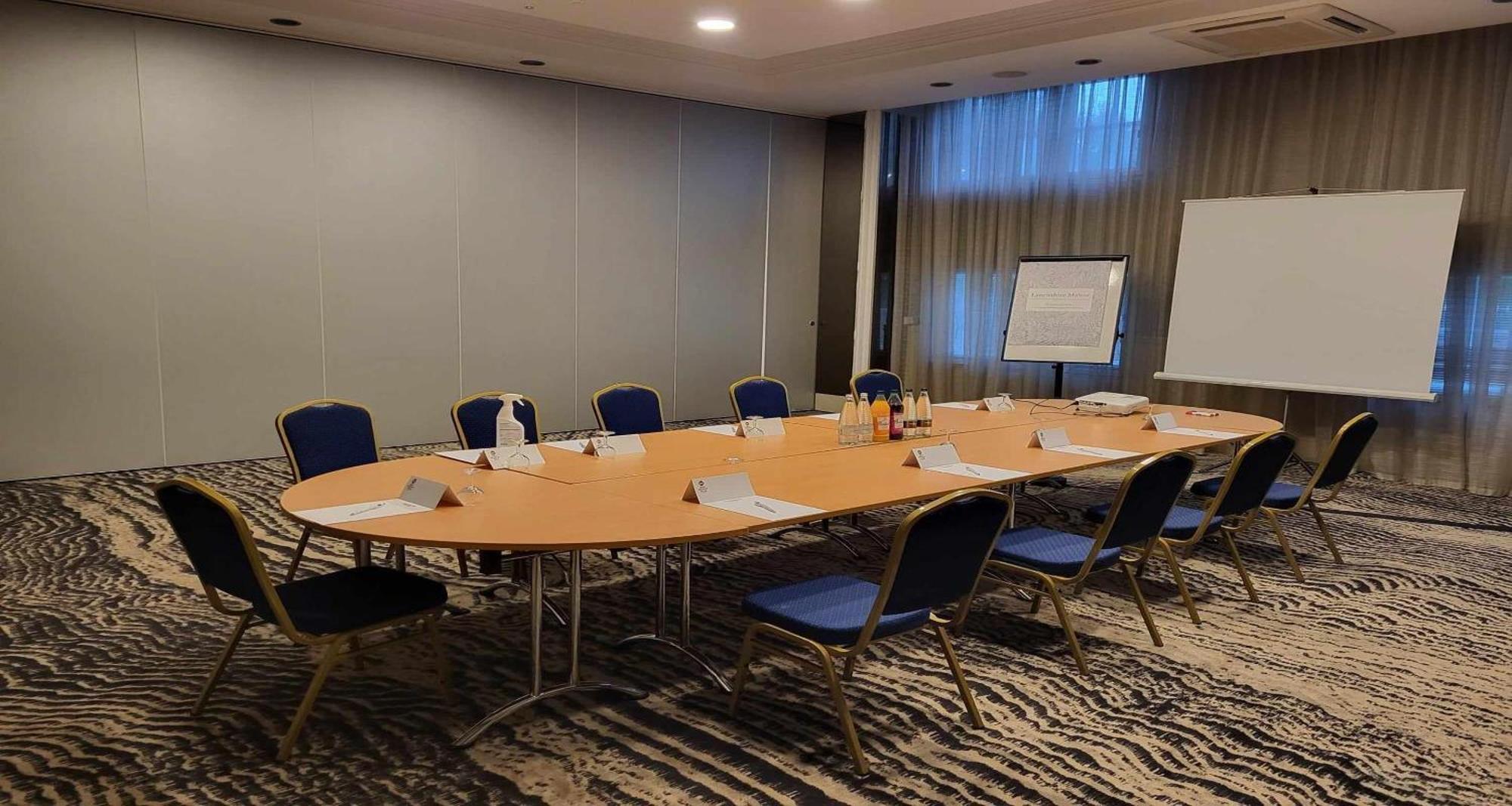Best Western Plus Lancashire Manor Hotel Скелмърсдейл Екстериор снимка